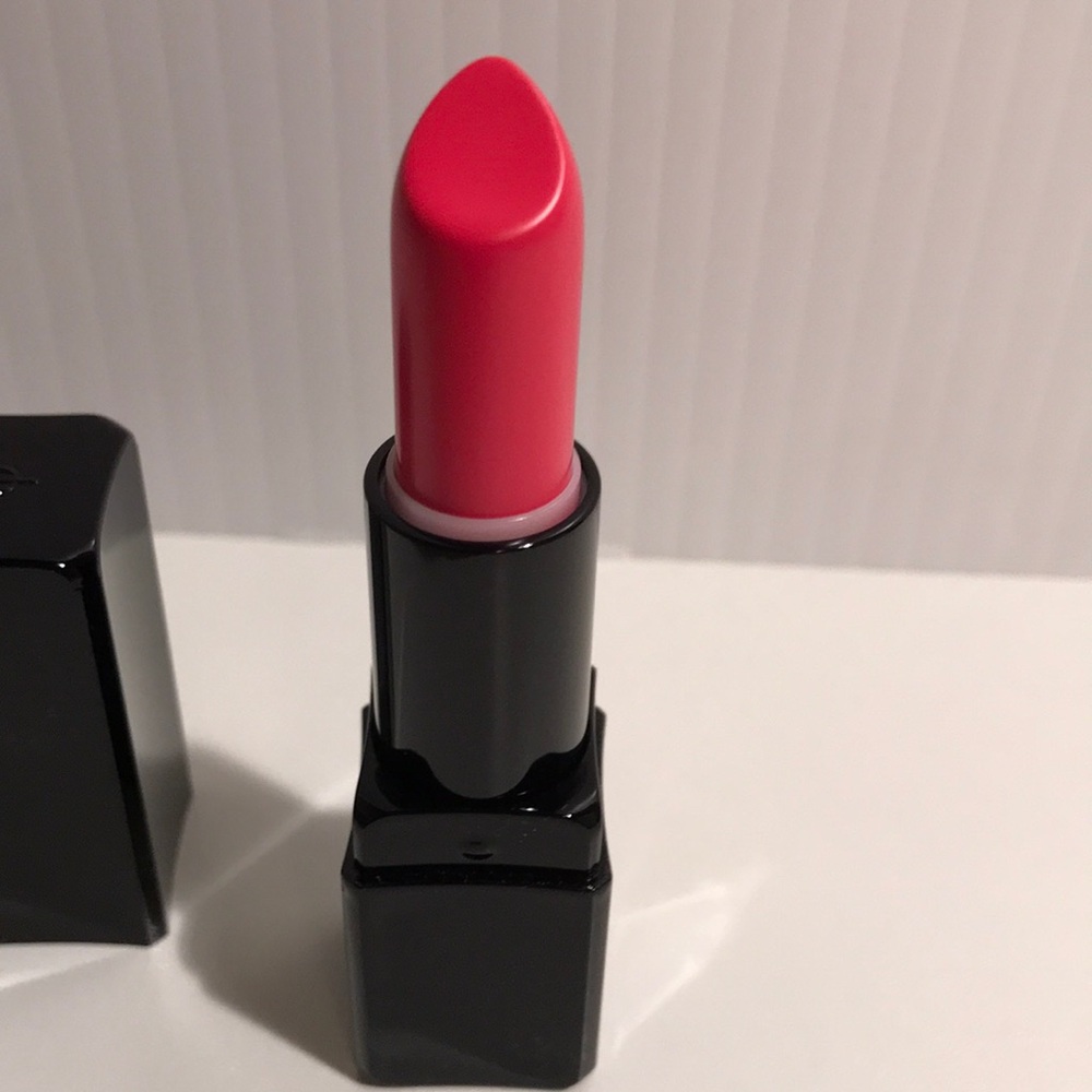 Illamasqua antimatter lipstick in solar NEW
